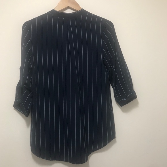 Mandee Navy Blue Striped Tie-Collar Blouse. S - Picture 5 of 12